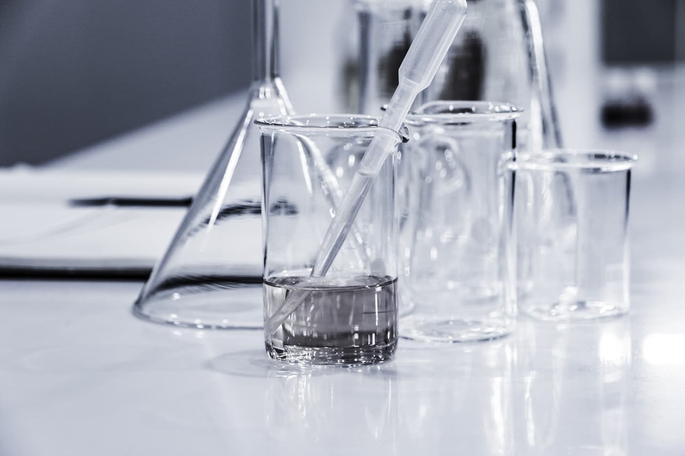 Laboratory testing of petroleum samples